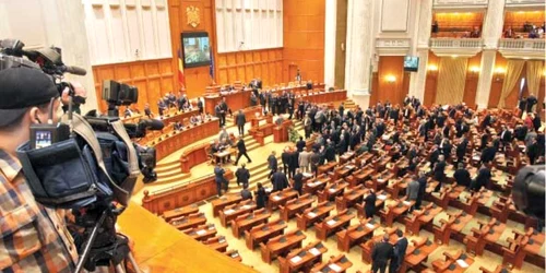 Numărul parlamentarilor ar putea creşte în  legislatura următoare  