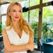 andreea balan jpg