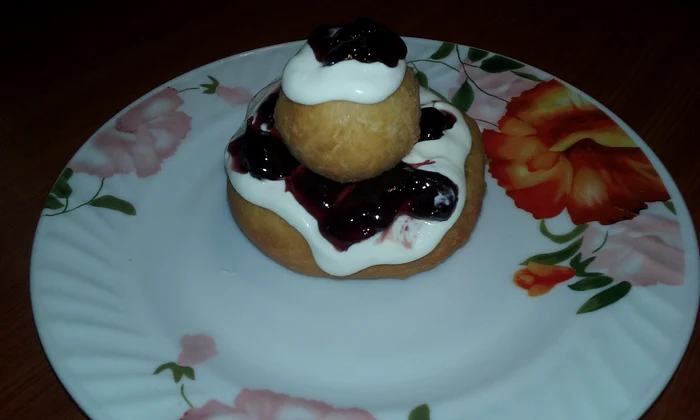 Papanaşi cu dulceaţă