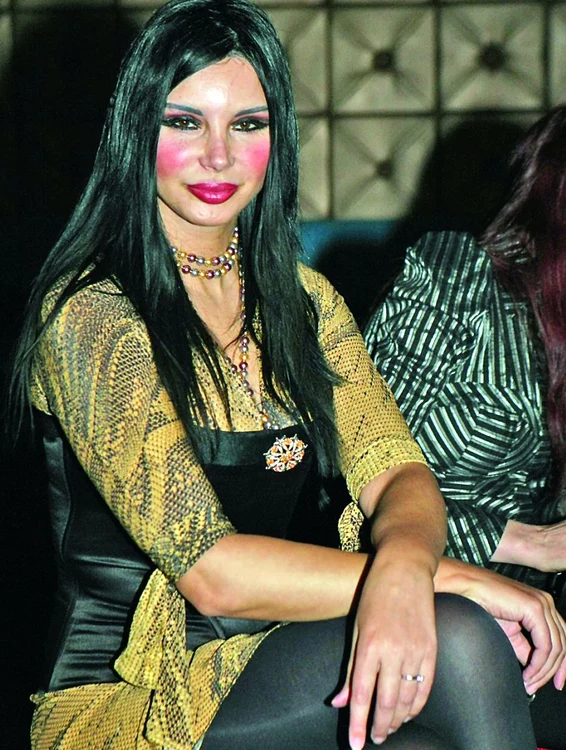 Marinela a divorţat anul trecut pentru că italianul o voia la cratiţă