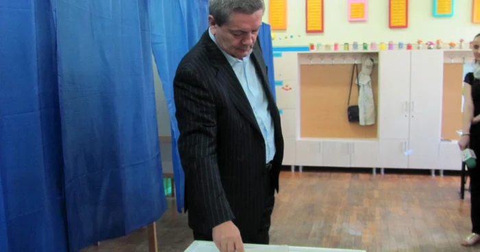 Ioan Rus la vot FOTO: Florina Pop
