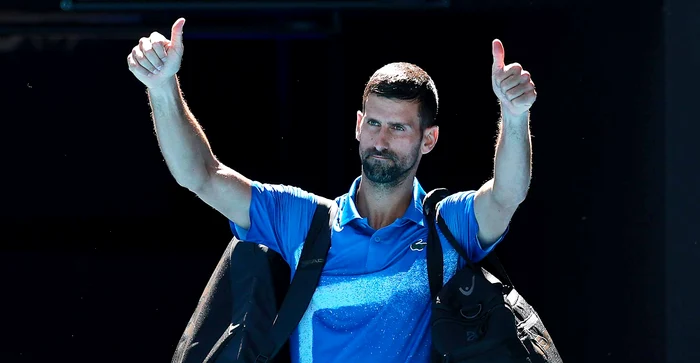 Novak Djokovici a părăsit Australian Open accidentat. Foto Getty images