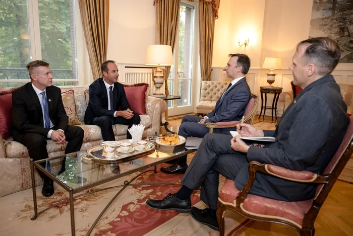 Întâlnirea dintre doi judecători ungari cu ambasadorul american David Pressman