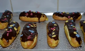 eclere cu crema de vanilie jpeg