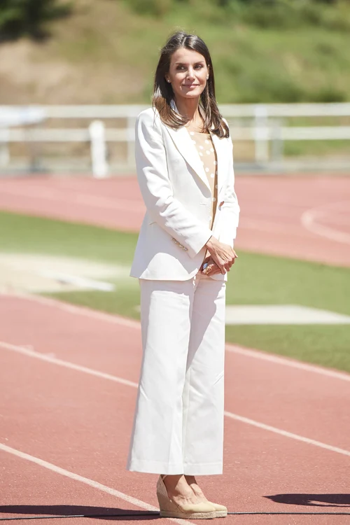 3 profimedia 0528858019 jpg jpeg