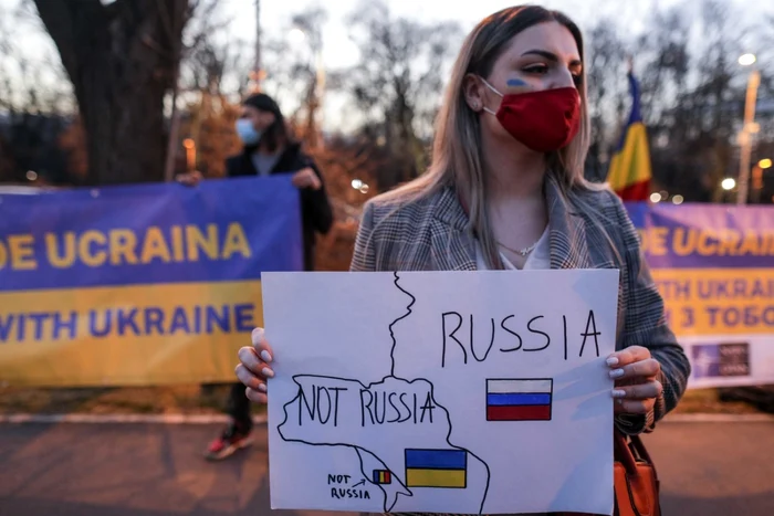 Protest la Bucuresti in fata ambasadei Ucrainei din Romania fata de actiunea militara declansata de Rusia pe teritoriu ucrainean 24 februarie 2022 FOTO Inquam Photos / Octav Ganea