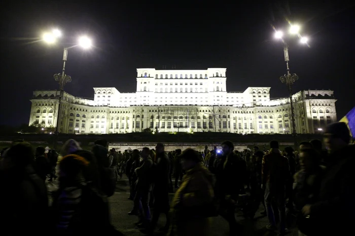 Palatul Parlamentului este simbolul Bucureştiului