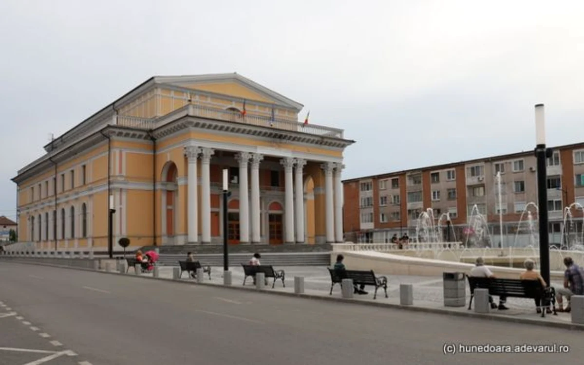 Casa de Cultura Hunedoara. FOTO: Daniel Guţă. ADEVĂRUL.
