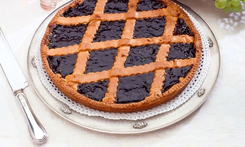 3 tarta magiun shutterstock 64868956 jpg jpeg