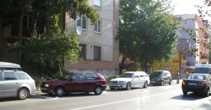 Alba Iulia: Marcaje rutiere cu scandal pe strada Cloşca