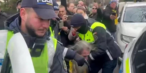 stegarul dan saltat de politie jpeg