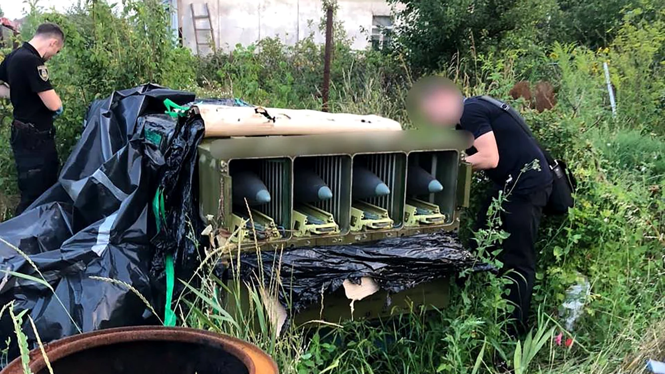 Rachetele antiaeriene se pare că au fost abandonate în primele zile ale războiului FOTO Poliția Kiev