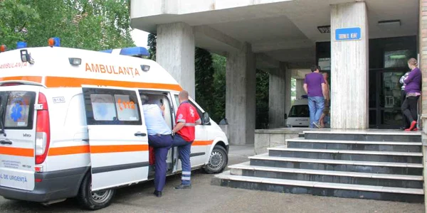 Echipajul Salvării a acordat prim-ajutor unei inculpate