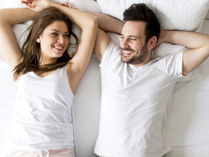 Oricât de mult v-aţi iubi unul pe celălalt, timpul petrecut separat poate fi crucial pentru o relaţie sănătoasăfoto: 123RF