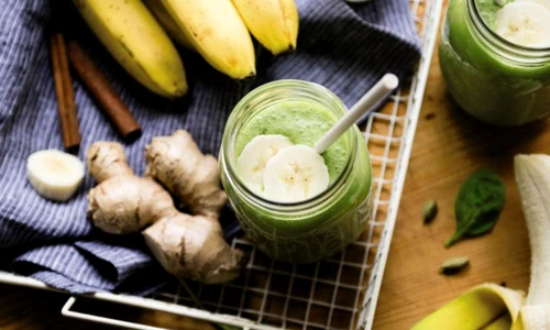 Smoothie cu banana si ghimbir imunitate jpeg