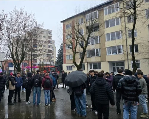 elevi evacuat baia mare foto vasile dale 850x478 jpg