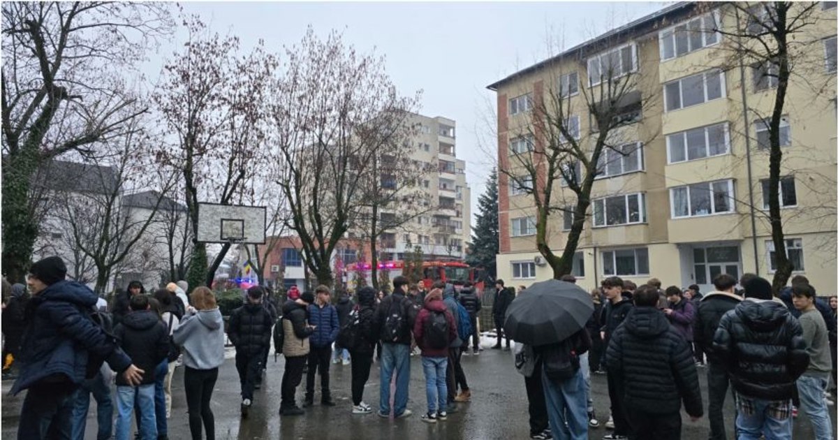 Evacuare de urgență la Liceul Tehnologic Barițiu