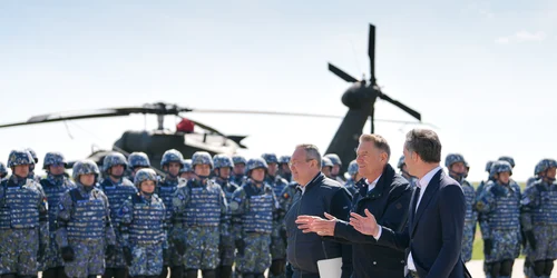 Klaus Iohannis la baza 57 aeriană de la Mihail Kogalniceanu FOTO Presidency.ro