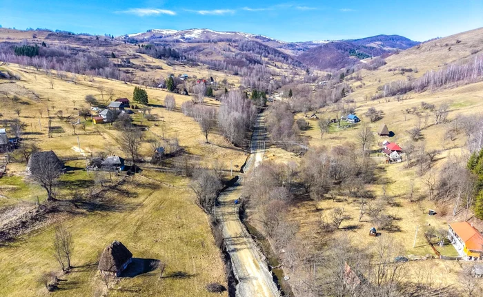 Ponor, comuna în care se mută tot mai multe familii tinere / foto: Facebook
