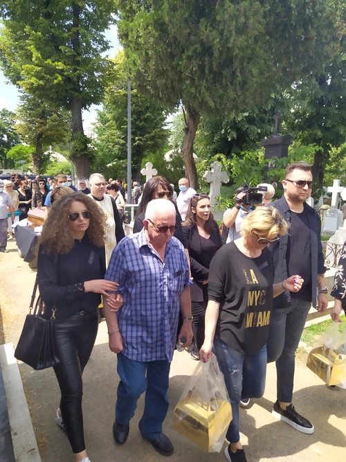 Tatăl lui Costin Mărculescu (82 de ani), alături de nepoata actorului, Simona Ionașcu