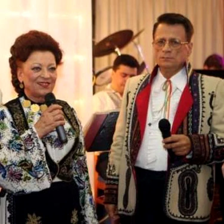 Maria Ciobanu, Ion Dolanescu si Ionut Dolanescu, pe vremea cind formau o familie