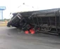 Accident cu un TIR încărcat cu Coca-Cola FOTO Vocea Timişului