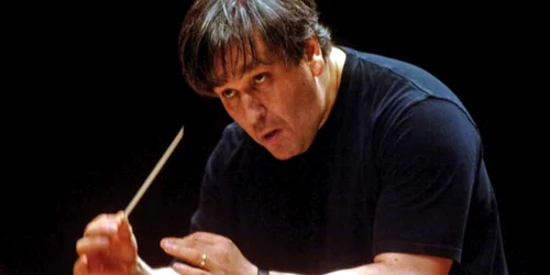 Dirijorul considerat urmaşul lui Leonard Bernstein elogiază „personalitatea incredibilă“ a româncei