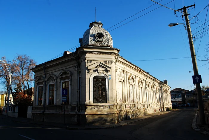 Muzeul Petrolului din Ploieşti. FOTO wikipedia.rog / Andrei Stroe