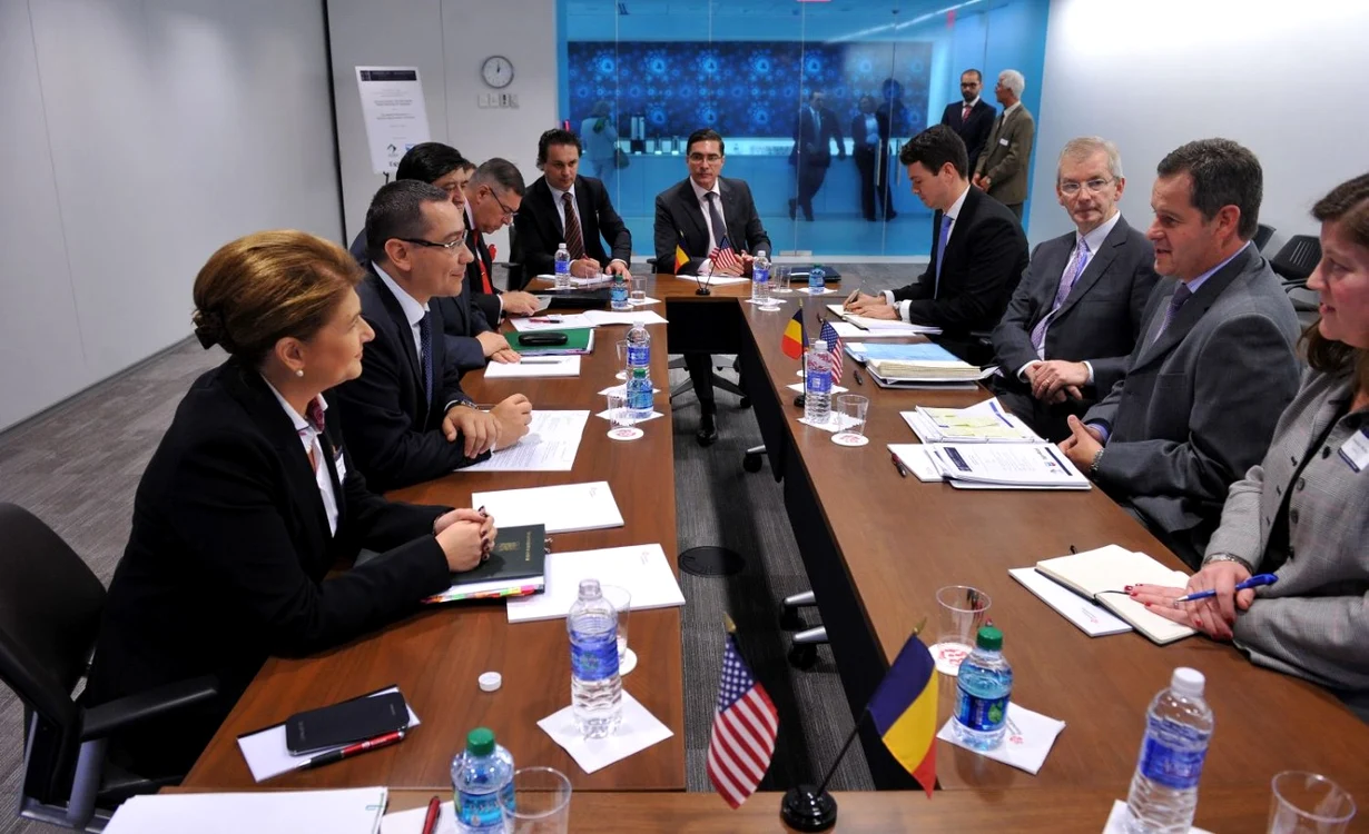 Premierul Victor Ponta, la întâlnirea cu reprezentanţii companiei Chevron, la Washington FOTO gov.ro