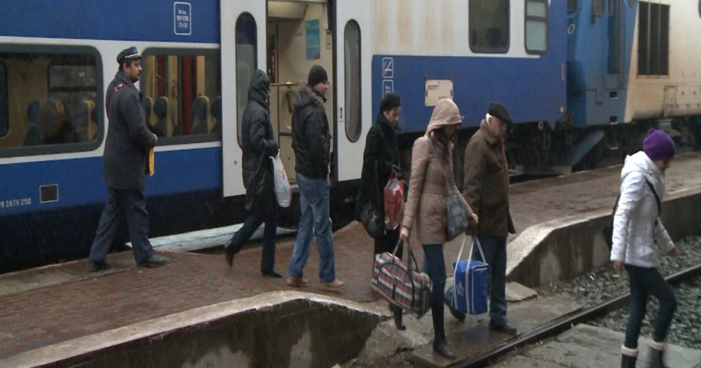 Trafic feroviar oprit în Bistrița-Năsăud, după ce o femeie a murit lovită de tren. Două garnituri înregistrează întârzieri