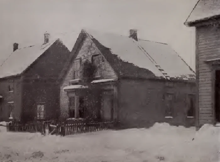 Casa a fost abandonată
