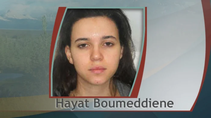 Atentat terorist în Franţa.Hayat Boumeddiene, fostă casieră, a fost radicalizată după ce l-a cunoscut pe Coulibady, cu care urma să se căsătorească. FOTO kwgn.com