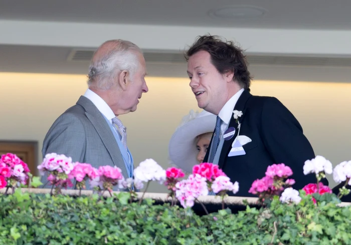 Regele Charles al III lea și Tom Parker Bowles la Royal Ascot, Profimedia jpg