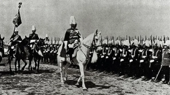 De la «Regele playboy» la «Câinele roşu» pierderea României Mari jpeg