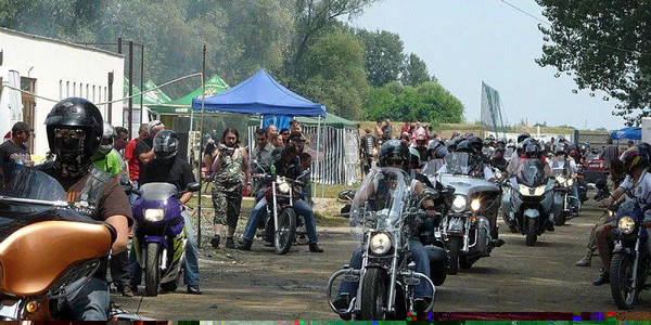 facebook.com/westmotoreador