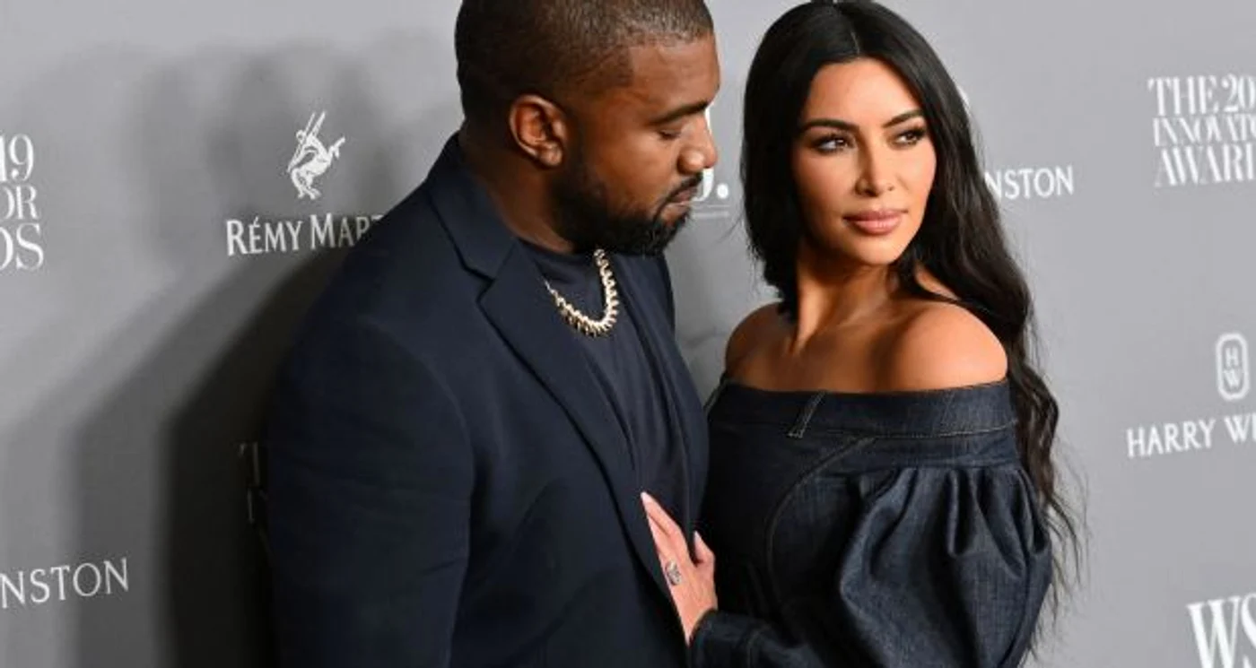 Kanye West sărbătorește despărțirea dintre Kim și Pete Davidson cu o glumă morbidă