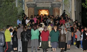 sluja paste inviere comuna fundeni  frunzaresti calarasi oameni biserica preoti fs 4 27 2008 12 23 35 am 3456x2304 jpeg