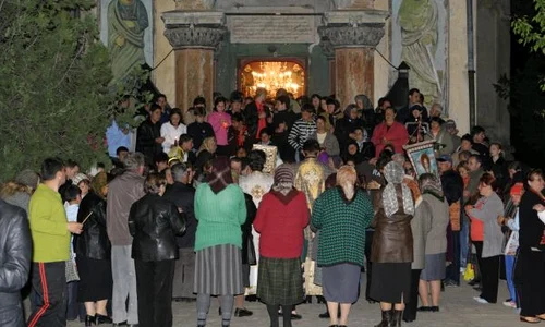 sluja paste inviere comuna fundeni frunzaresti calarasi oameni biserica preoti fs 4 27 2008 12 23 35 am 3456x2304 jpeg