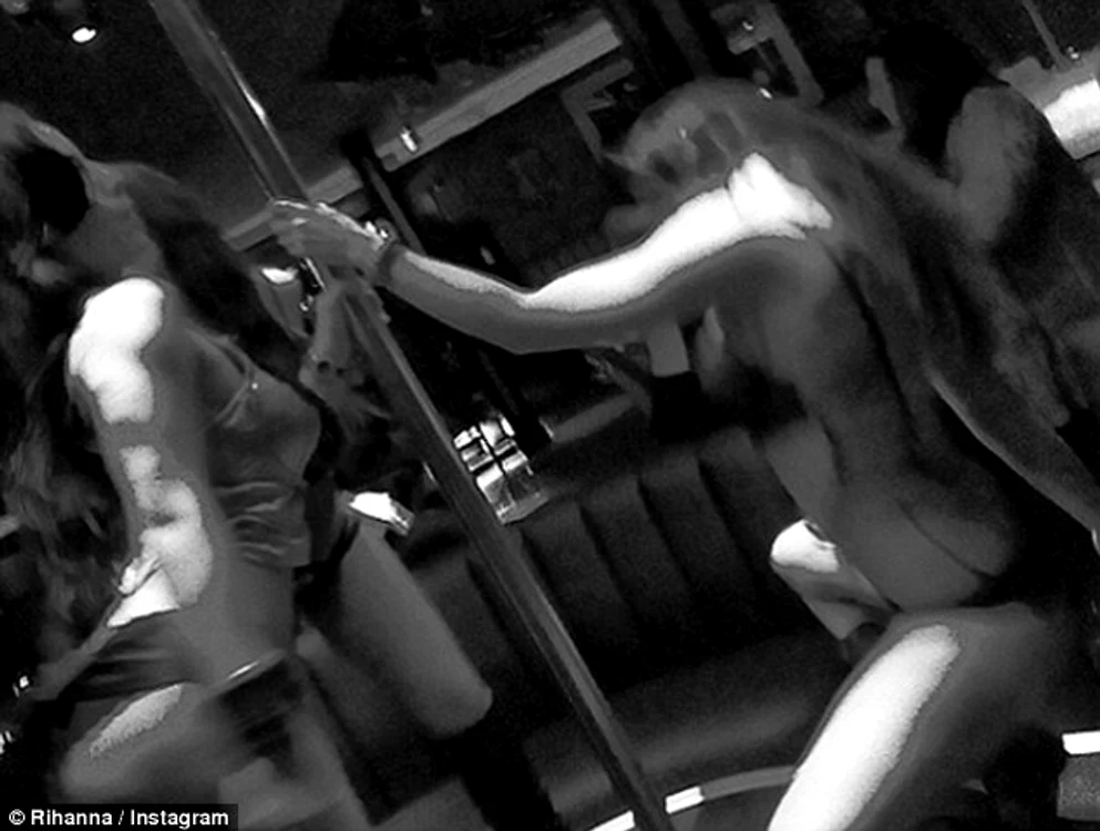 Stripteuse Rihanna
