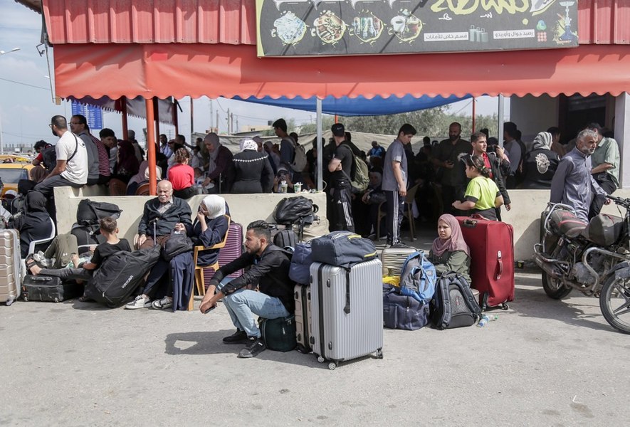 Alți 500 de oameni vor fi lăsați să treacă azi în Egipt din Gaza prin punctul de trecere de la Rafah
