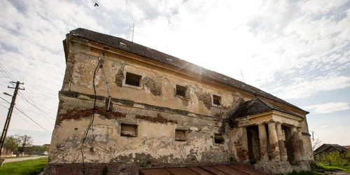 Depozit Giera FOTO Prin Banat