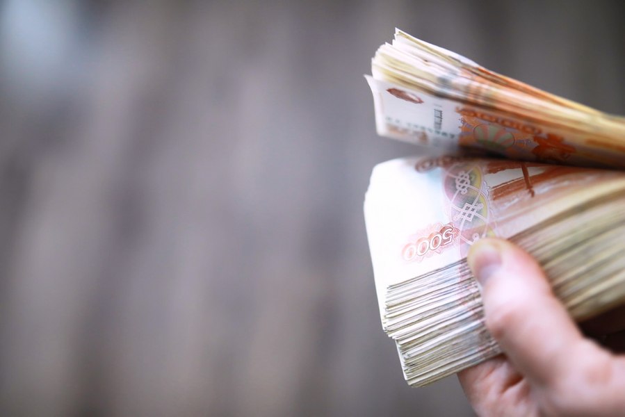 Băncile rusești se pregătesc pentru un val de neplată a creditelor, pe fondul unei datorii de 16,3 miliarde de euro