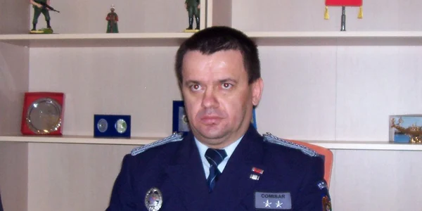 Poliţiştii cer ajutor pentru fiul unui fost ofiţer