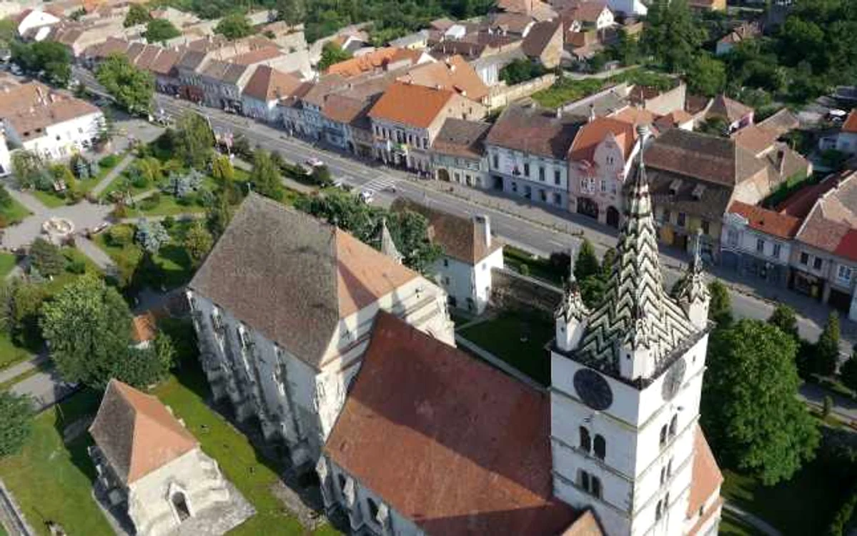 Imagine aeriană a oraşului în care a trăit măcelarul pus pe şotii/Foto Eduard Schneider