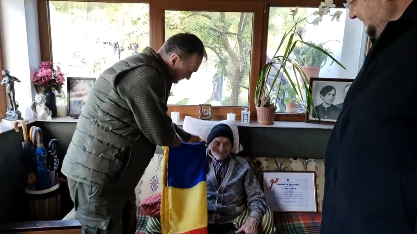 Cel mai longeviv veteran de război în viață din România Ilie Ciocan din Vâlcea Foto captură video