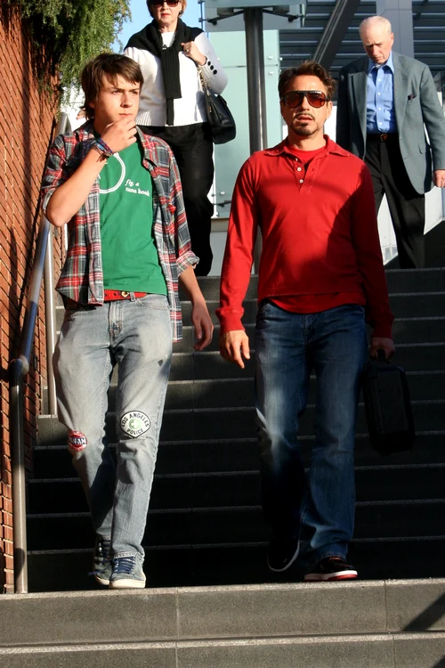 Robert şi fiul său, Indio