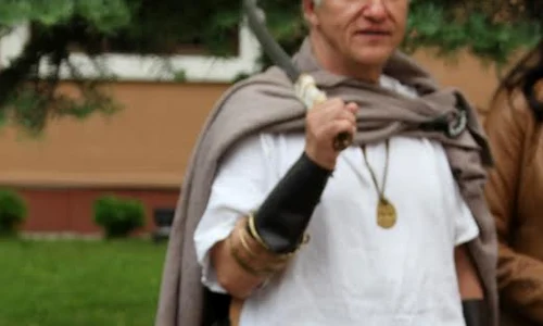 „În România, cea mai bine plătită meserie e cea de guru“  jpeg
