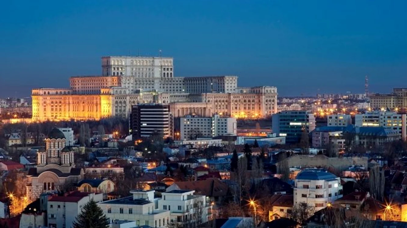 
    Ora Pământului  2019. Pe 30 martie, de la ora 20.30, până la 21.30, suntem invitați să stingem lumina și, astfel, să economisim energie electrică.FOTO: adevarul.ro  