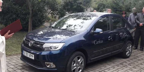 Loganul cu care a circulat Papa Francisc a ajuns la Timişoara FOTO Ştefan Both