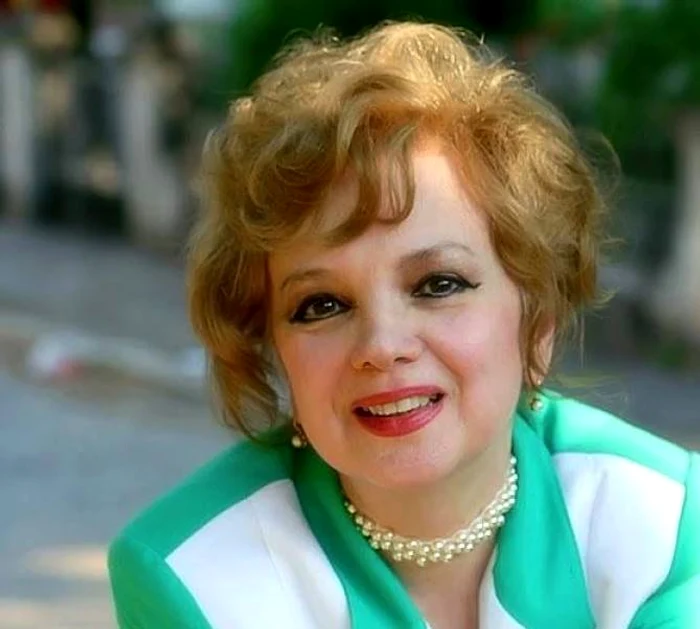 
    Pe 27 martie 2018, actrița Aimée Iacobescu a încetat din viață, după ce suferise crunt din pricina unui cancer la sân. Avea 71 de ani FOTO: cinemagia.ro  